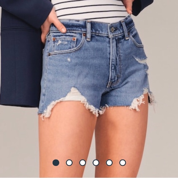 High Rise Ripped Short by Abercrombie & Fitch - Picture 4 of 4